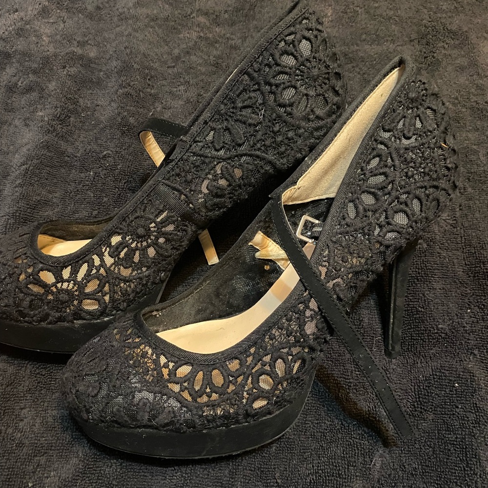 Black heel